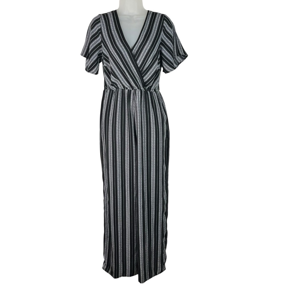 Xhilaration Black White Striped Wide Leg V-Neck Tie Back Jumpsuit Romper Small S